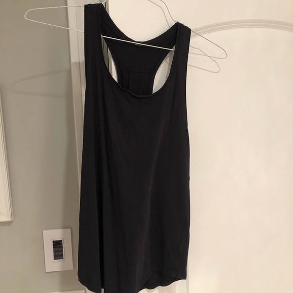 Lululemon love tank pleated black sz 6 EUC - Picture 2 of 3